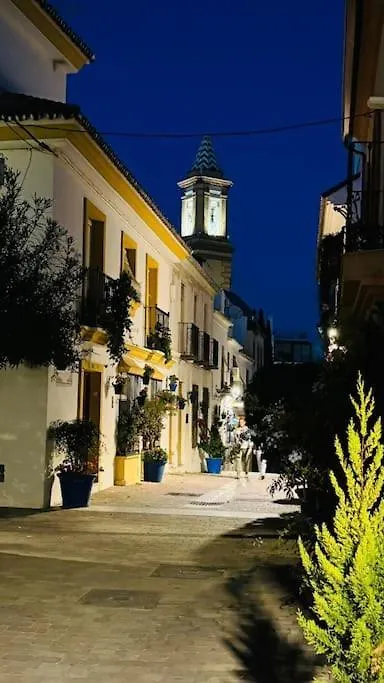Room City Estepona Castillo 0*,  Spain